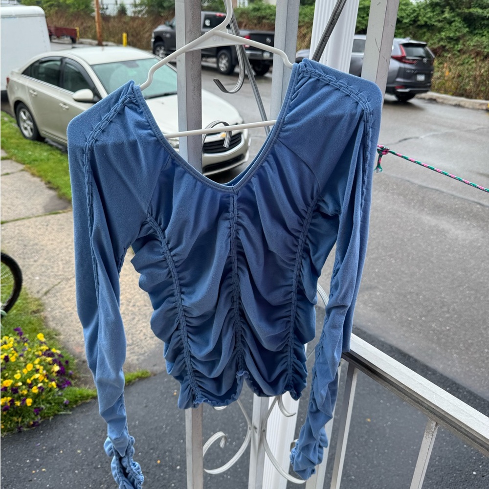 Fabletics Sky Blue Ruched Long Sleeve Top